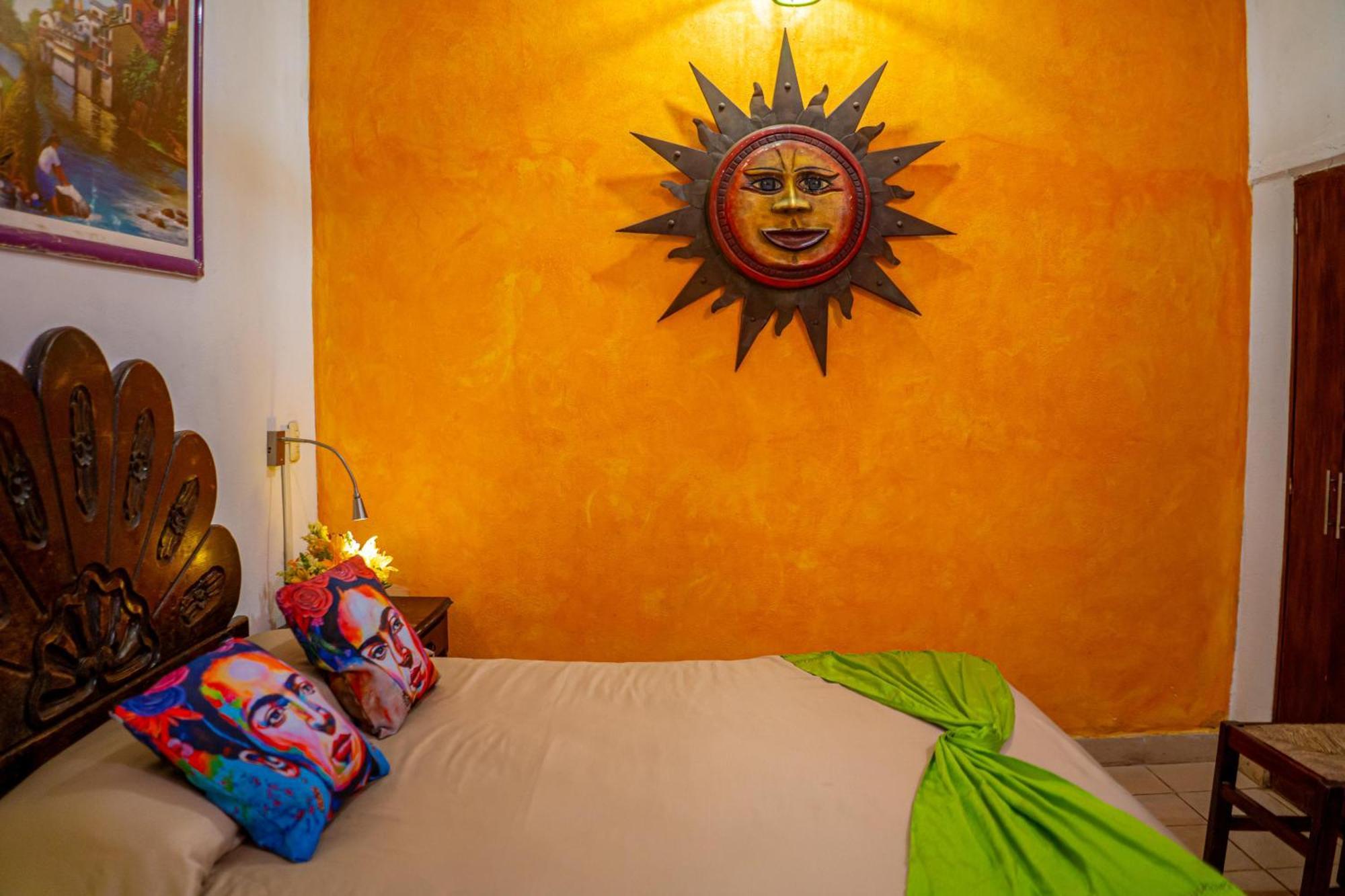 Hotel Posada De Roger Puerto Vallarta Buitenkant foto