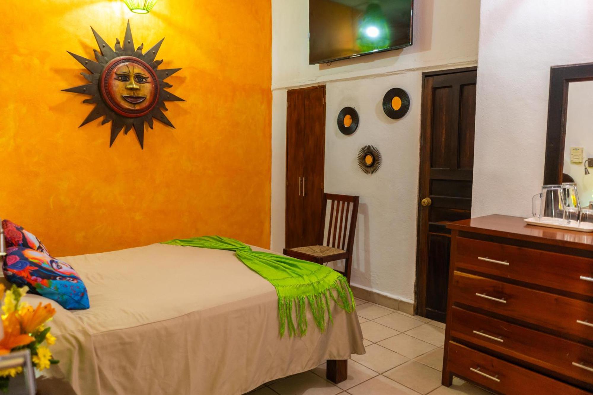 Hotel Posada De Roger Puerto Vallarta Buitenkant foto
