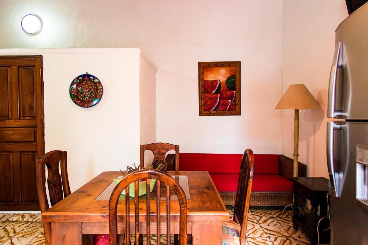 Hotel Posada De Roger Puerto Vallarta Buitenkant foto