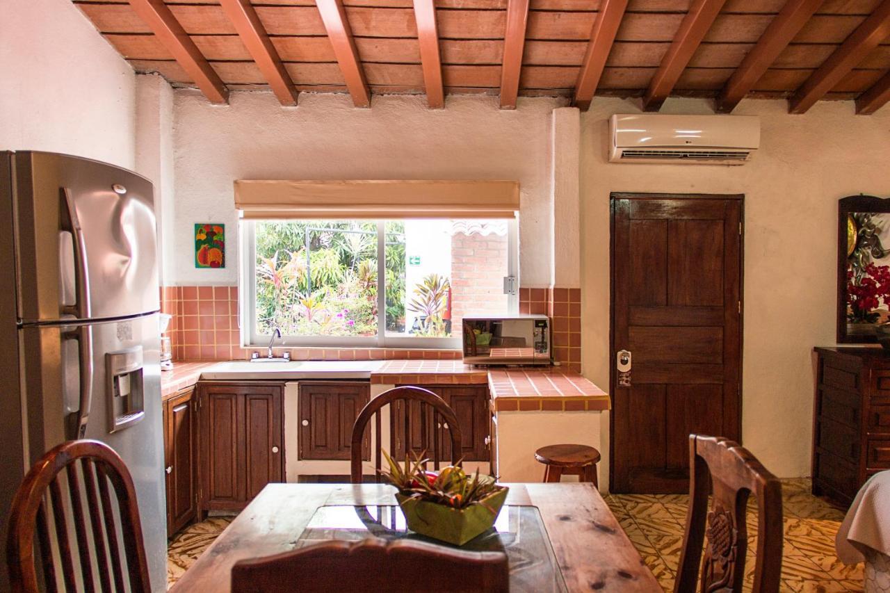 Hotel Posada De Roger Puerto Vallarta Buitenkant foto