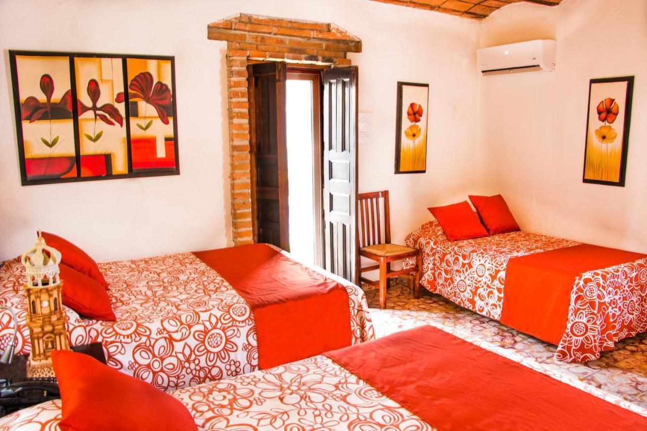 Hotel Posada De Roger Puerto Vallarta Buitenkant foto