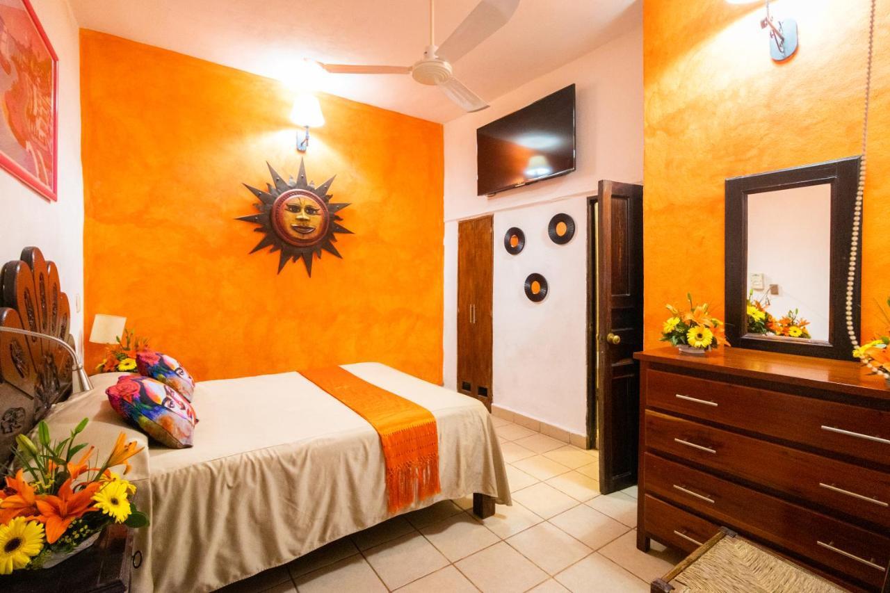Hotel Posada De Roger Puerto Vallarta Buitenkant foto