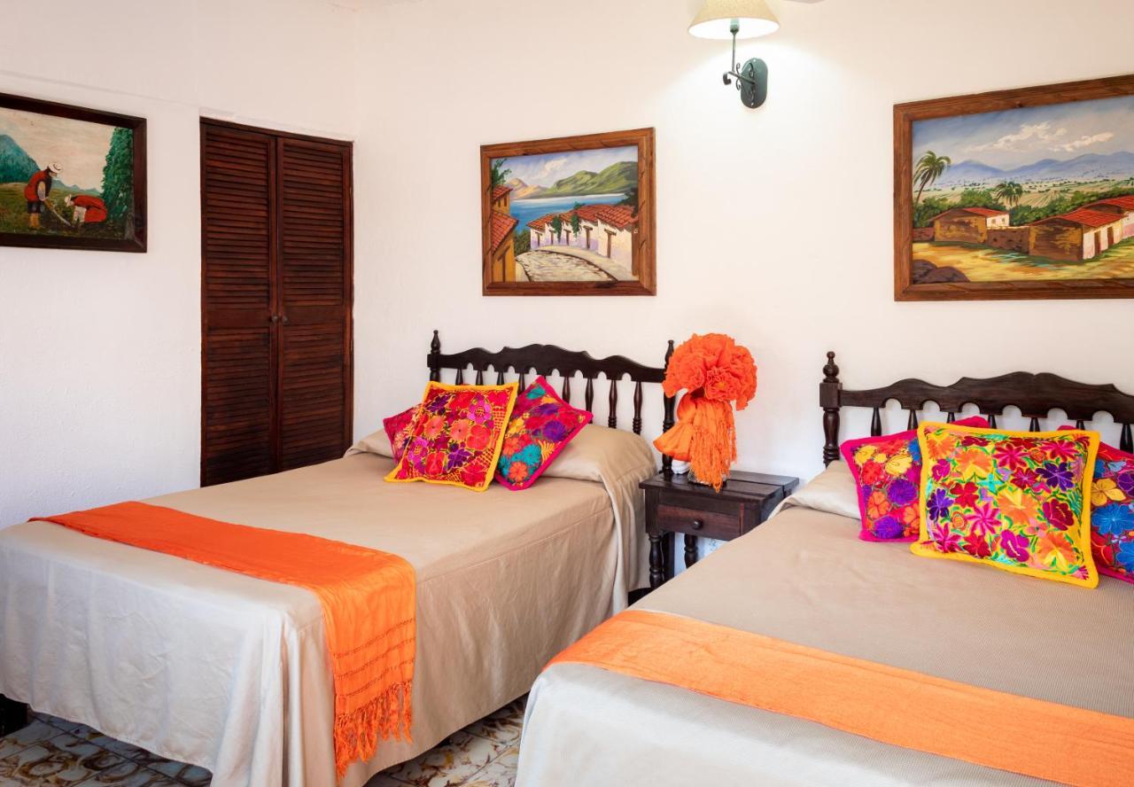Hotel Posada De Roger Puerto Vallarta Buitenkant foto